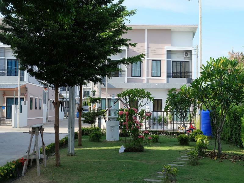 Dream House Hotel Pran Buri Exterior foto